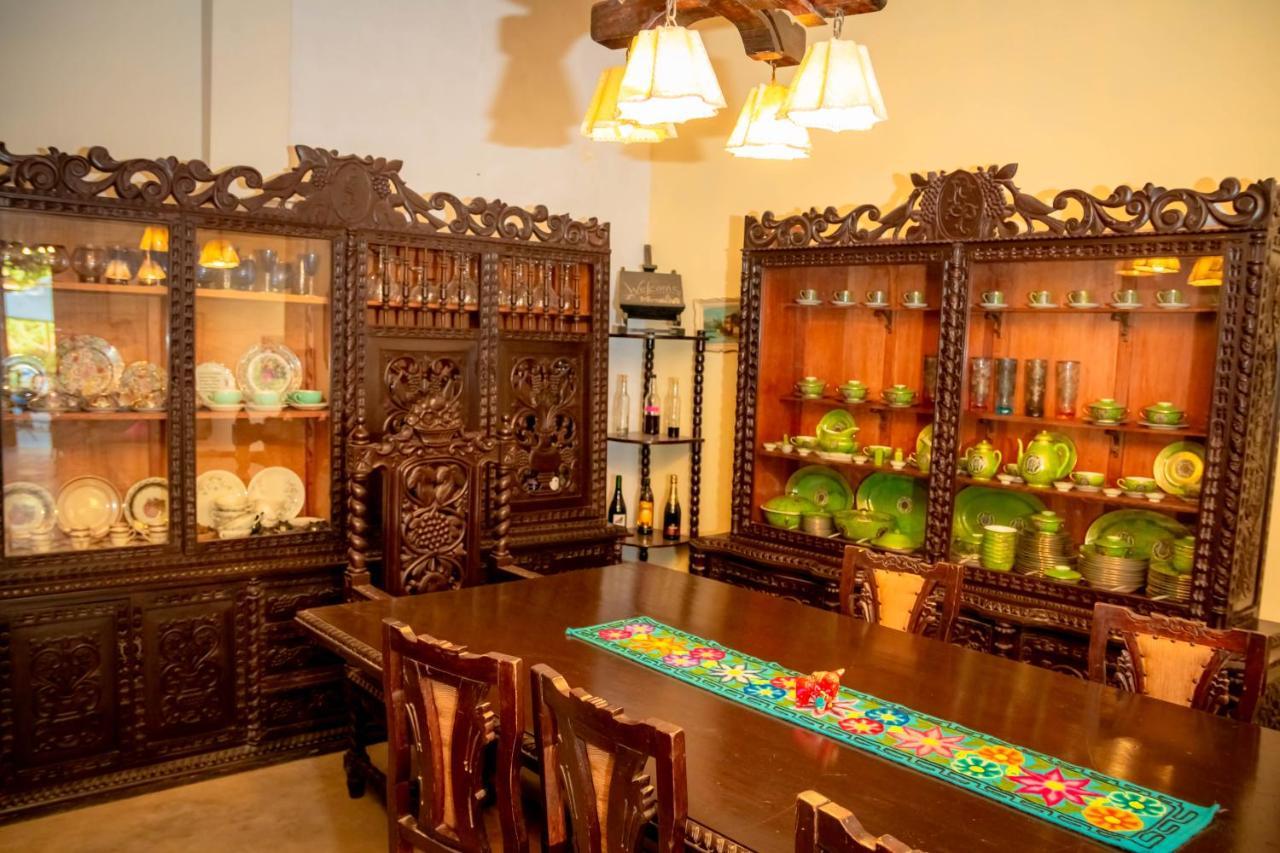 Luchy'S Country House Hostel Ика Екстериор снимка